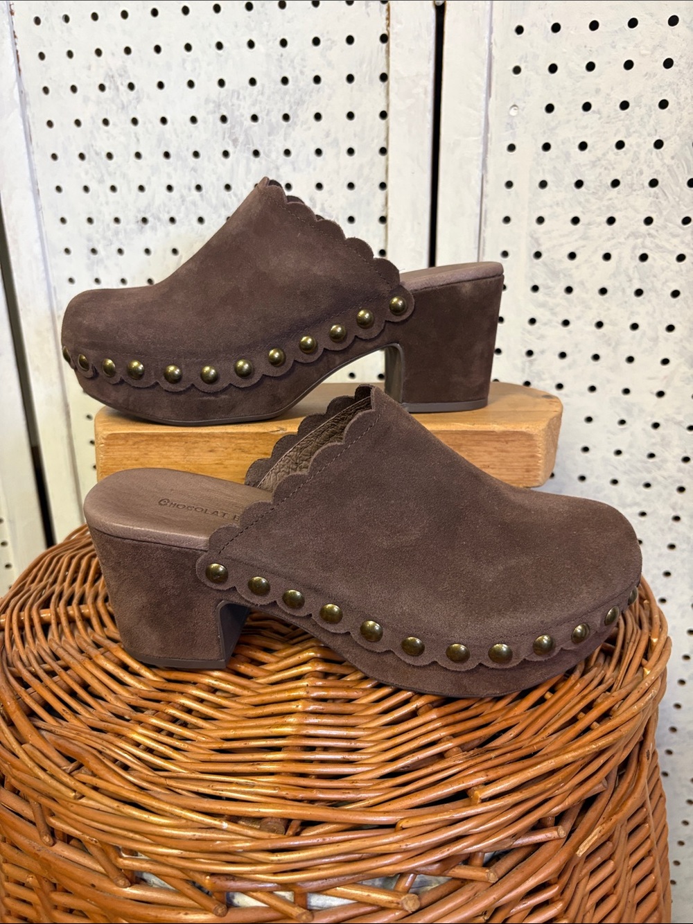 Chocolat Blu suede